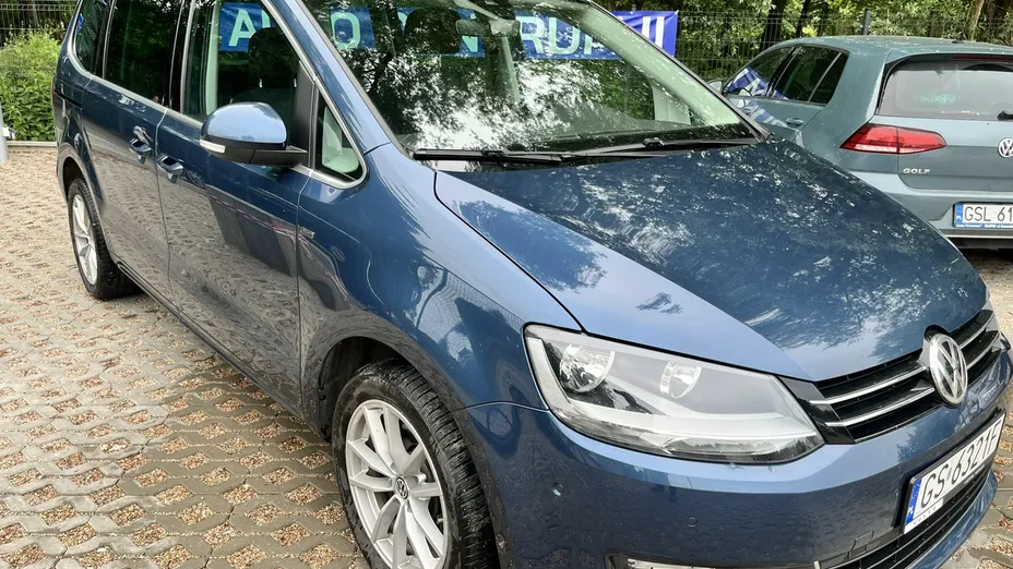 VOLKSWAGEN Sharan -