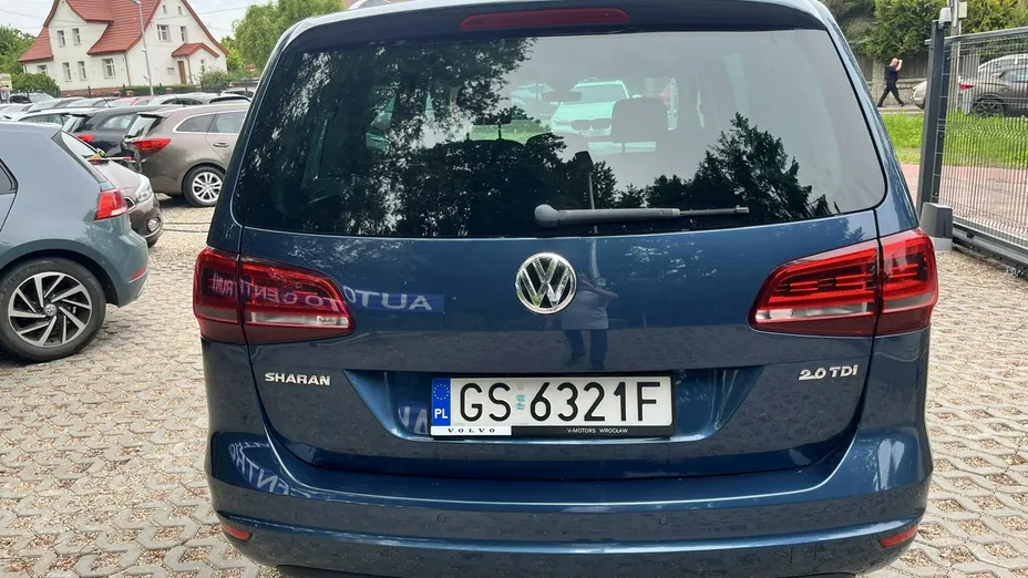 VOLKSWAGEN Sharan -