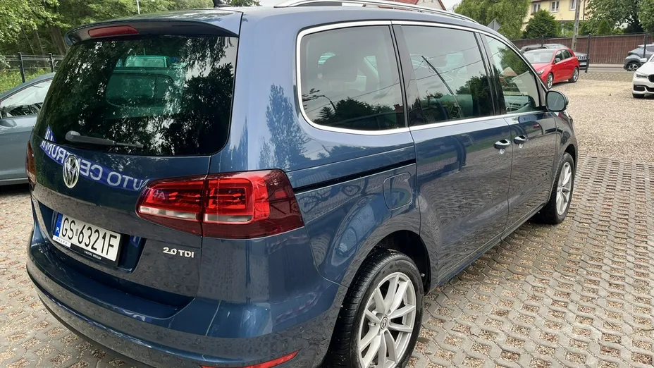 VOLKSWAGEN Sharan -