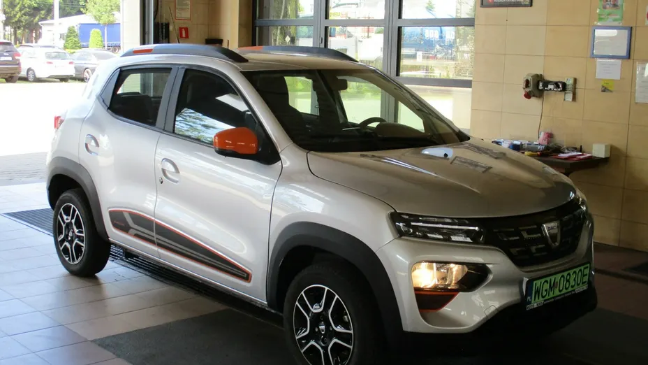 DACIA Spring -