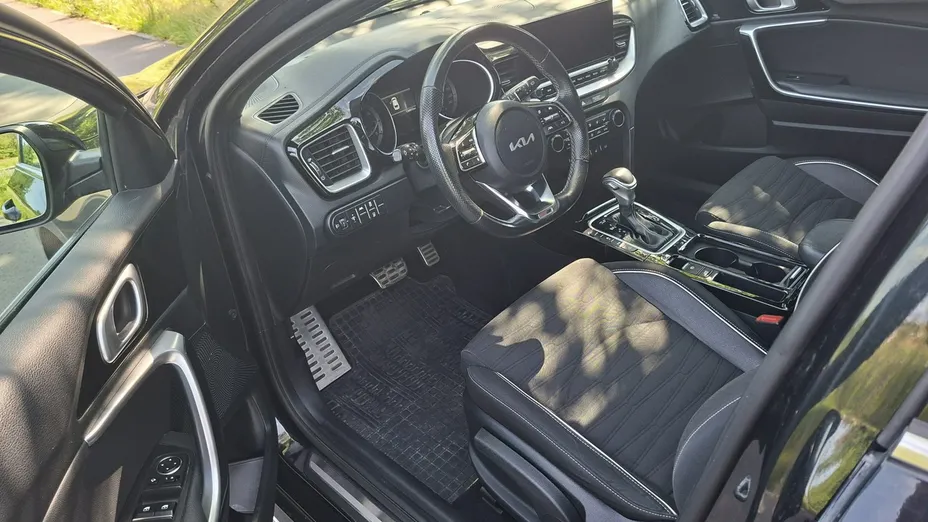 KIA ProCeed -
