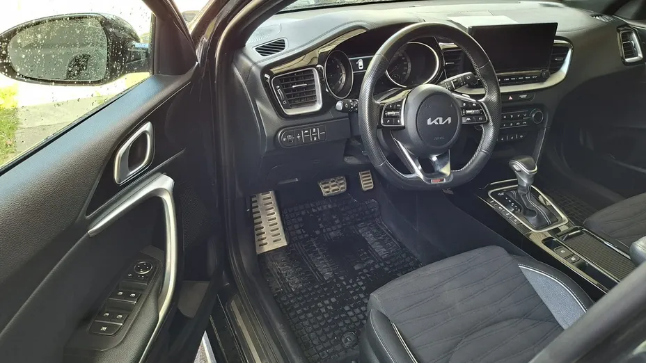 KIA ProCeed -