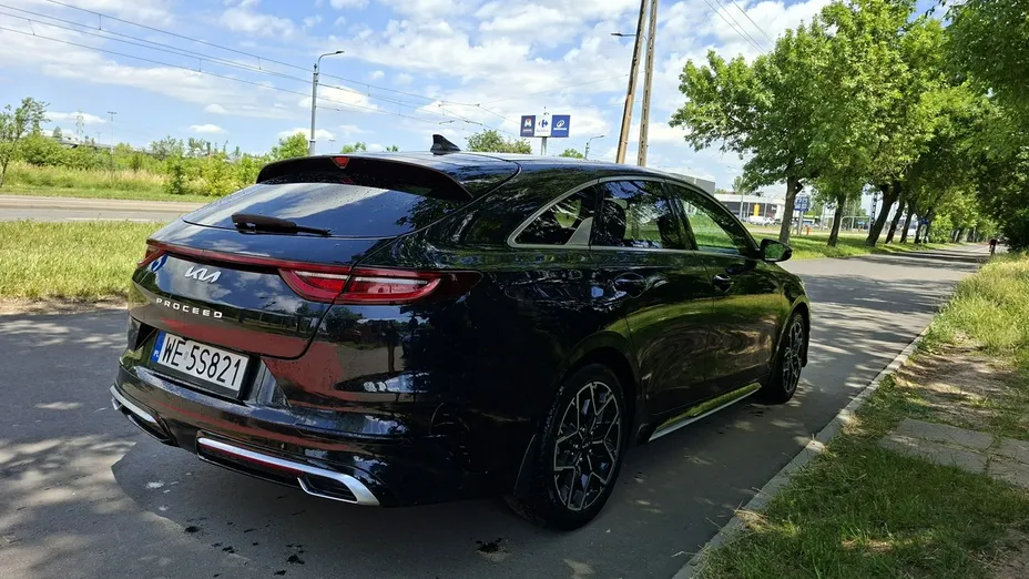 KIA ProCeed -