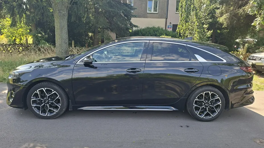 KIA ProCeed -