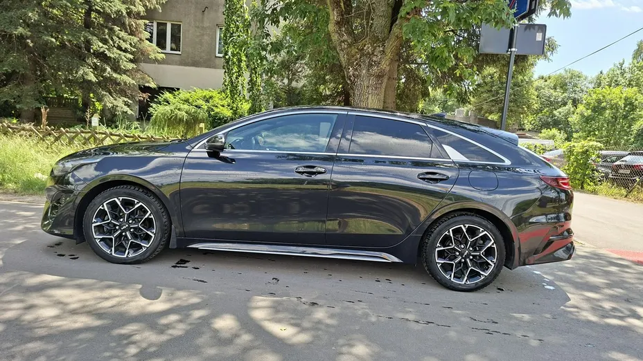 KIA ProCeed -