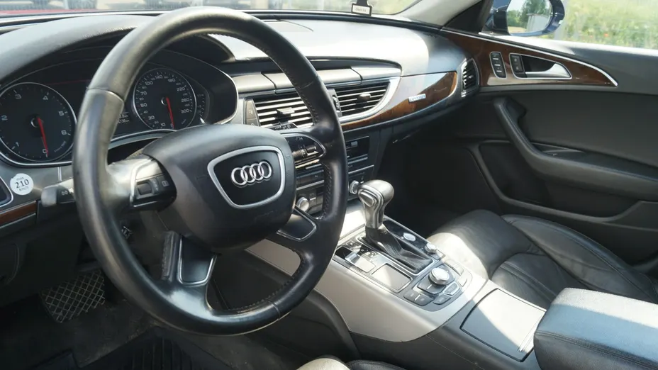 AUDI A6 Avant -