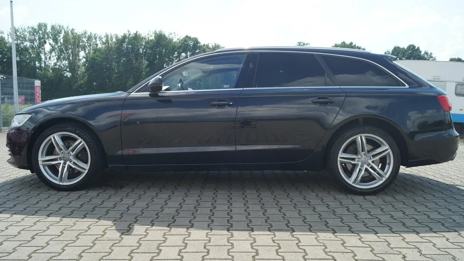 AUDI A6 Avant -