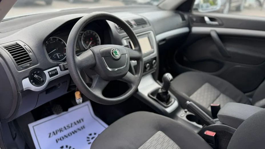 SKODA Octavia -