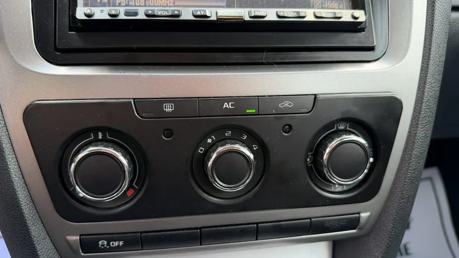 SKODA Octavia -