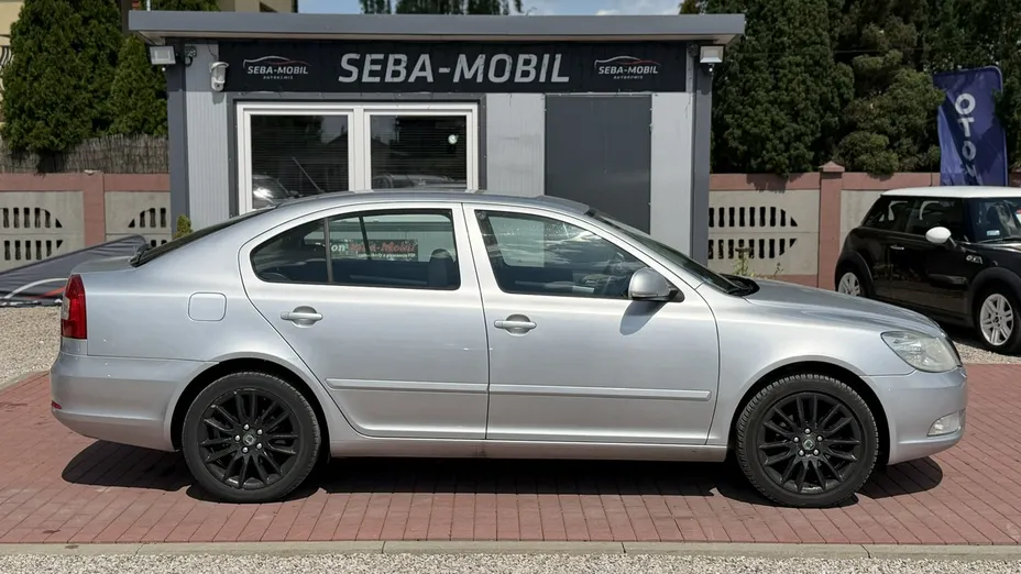 SKODA Octavia -