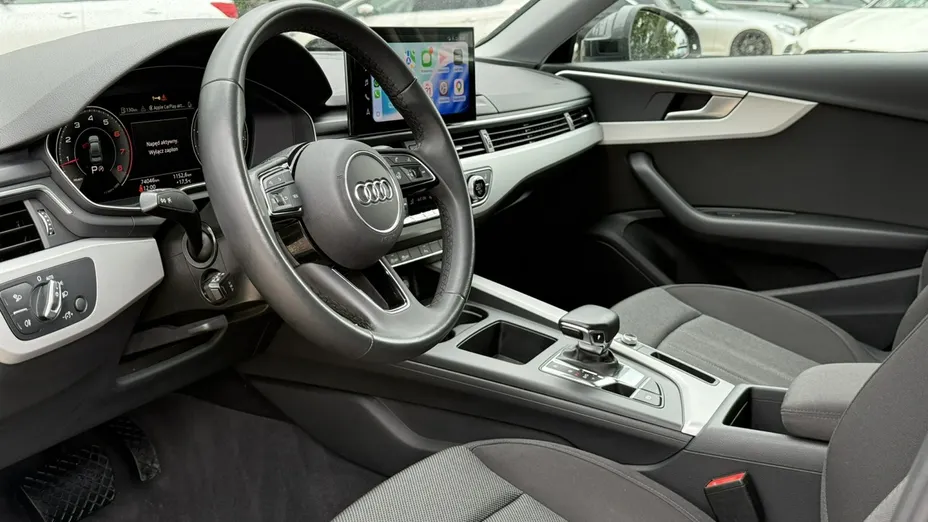 AUDI A4 -