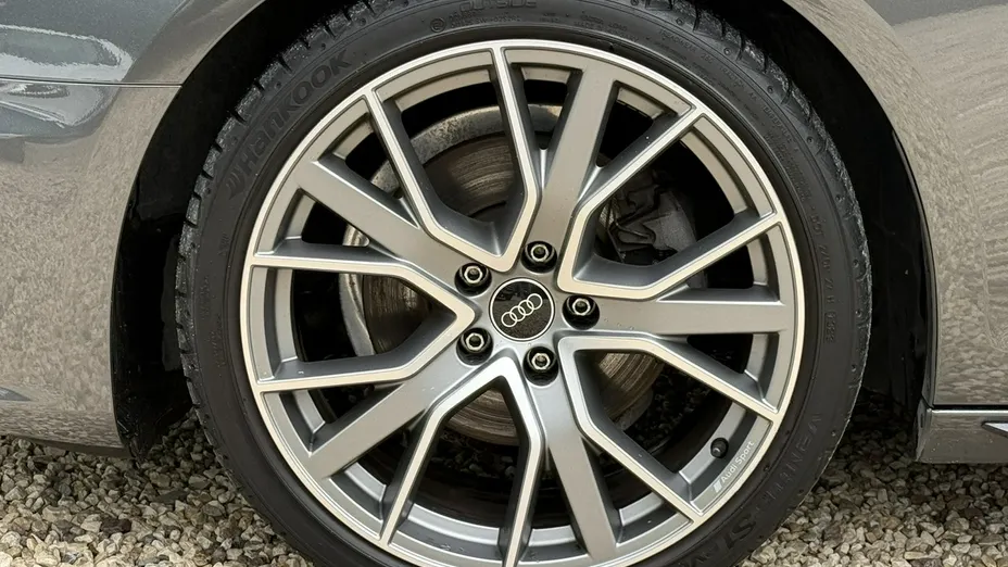 AUDI A4 -