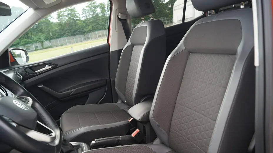 VOLKSWAGEN T-Cross -