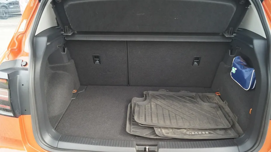 VOLKSWAGEN T-Cross -