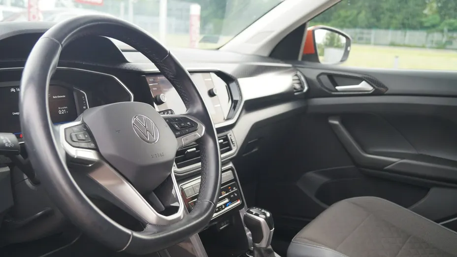 VOLKSWAGEN T-Cross -