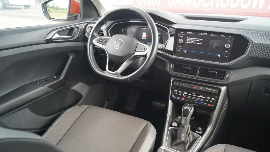 VOLKSWAGEN T-Cross -