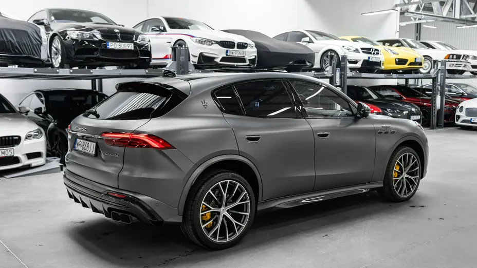 MASERATI Grecale '22 -