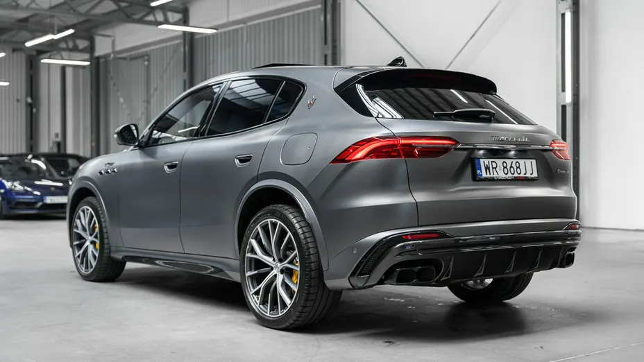 MASERATI Grecale '22 -