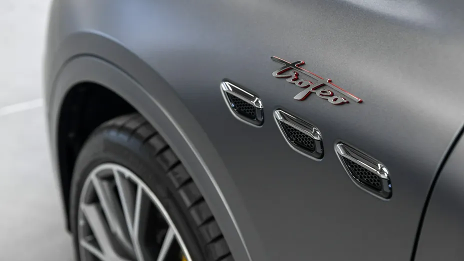 MASERATI Grecale '22 -