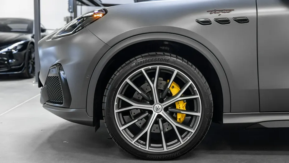 MASERATI Grecale '22 -