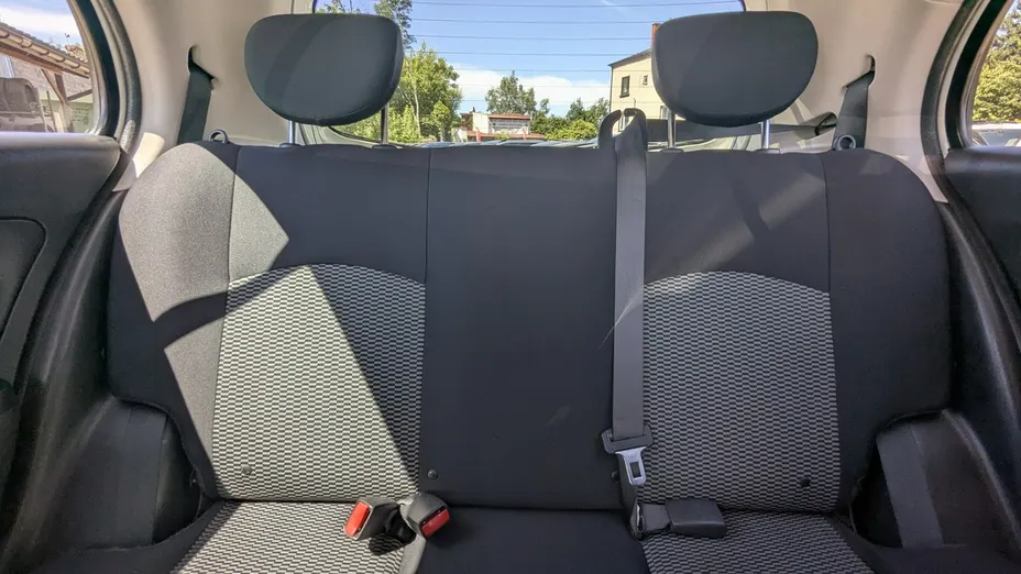 NISSAN Micra -
