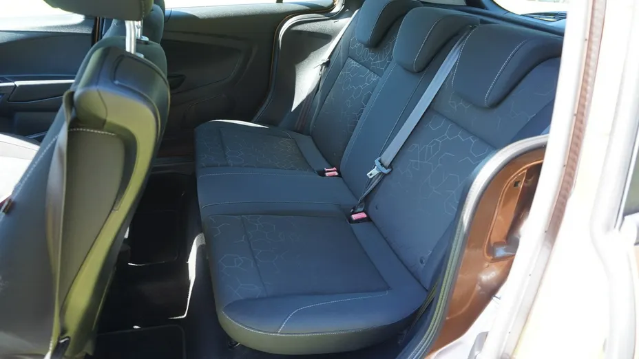 FORD B-MAX -