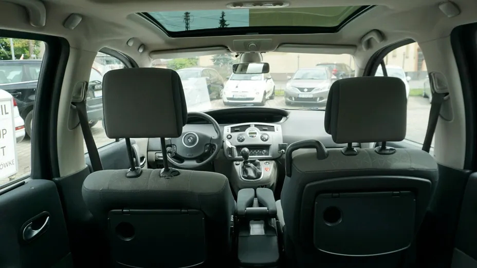 RENAULT Grand Scenic -