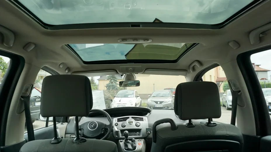 RENAULT Grand Scenic -