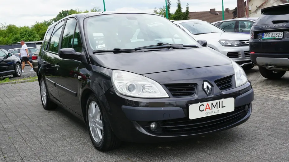 RENAULT Grand Scenic -