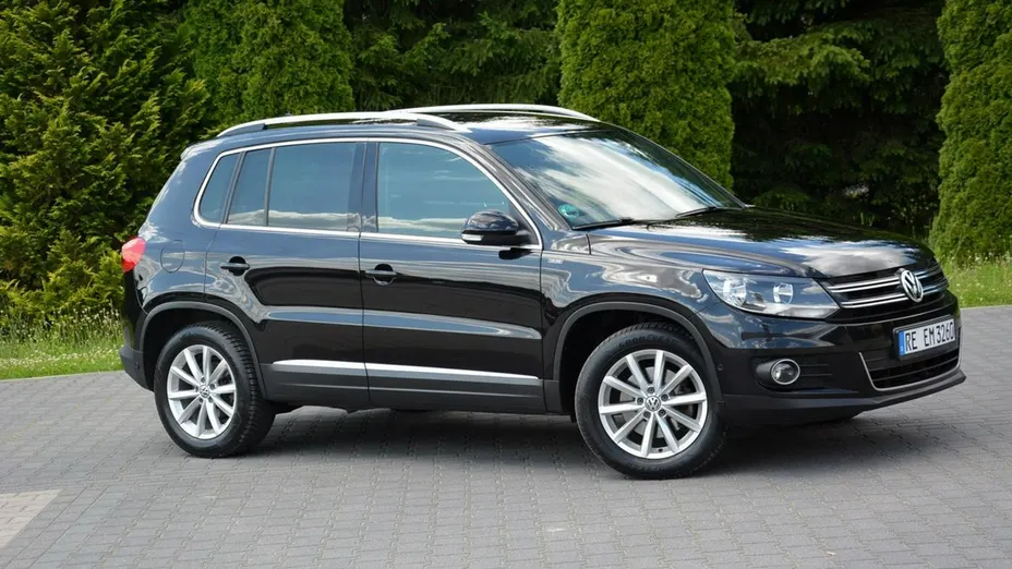 VOLKSWAGEN Tiguan -