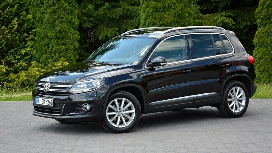 VOLKSWAGEN Tiguan -