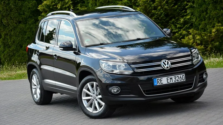 VOLKSWAGEN Tiguan -