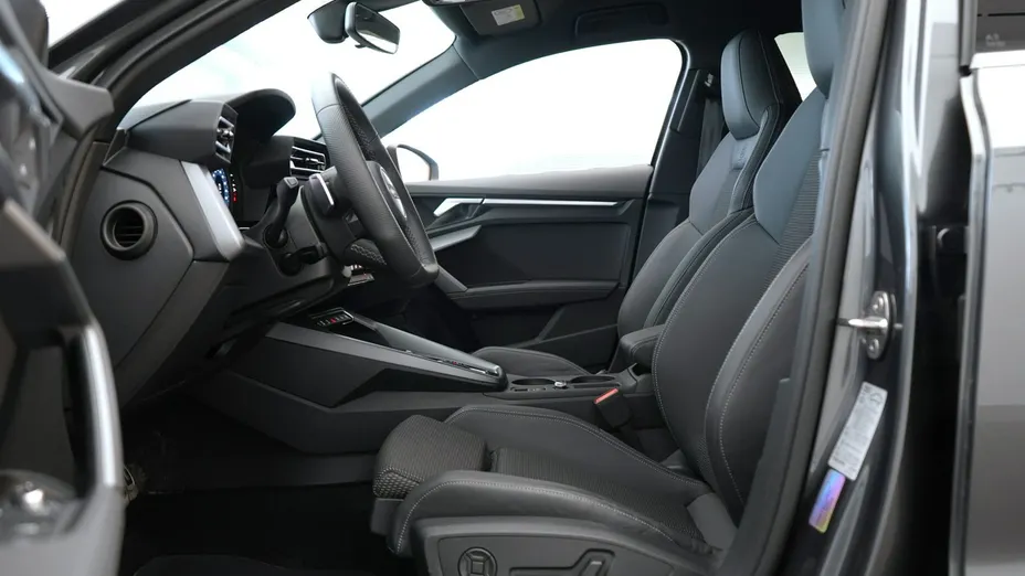 AUDI A3 Limousine -