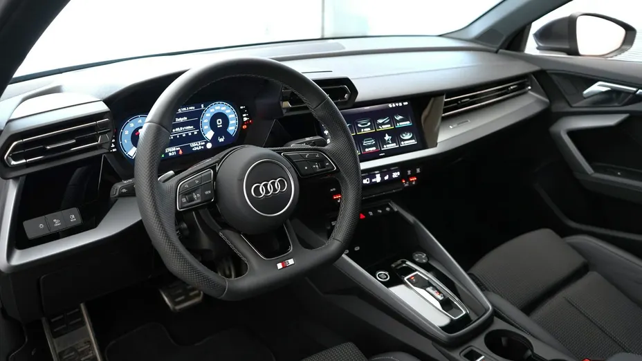 AUDI A3 Limousine -