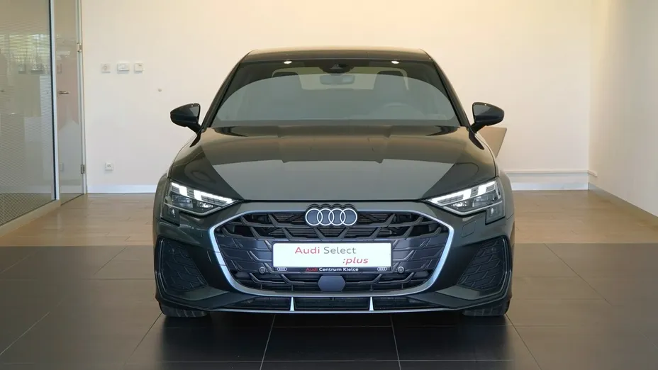 AUDI A3 Limousine -