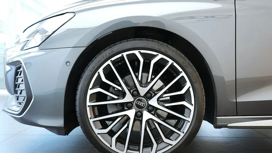 AUDI A3 Limousine -