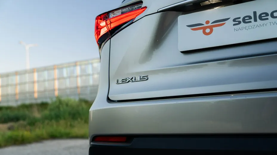 LEXUS NX -