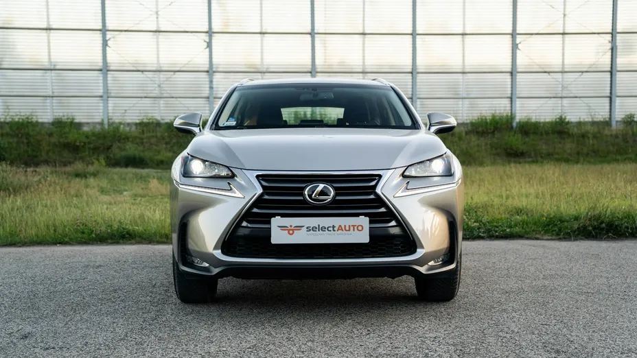 LEXUS NX -