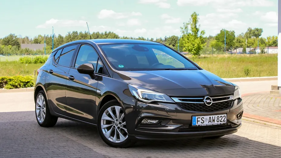 OPEL Astra -
