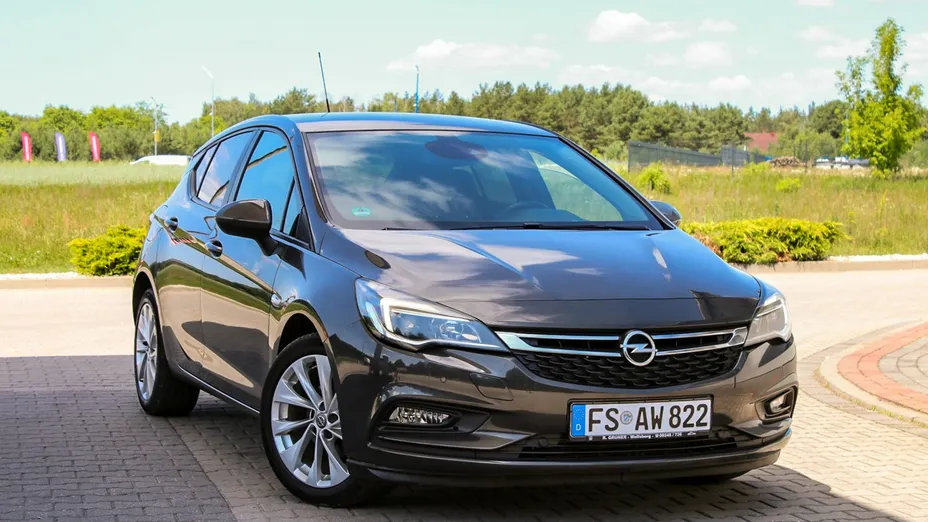 OPEL Astra -