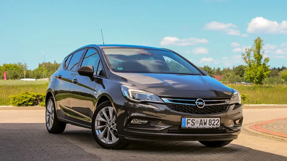 OPEL Astra -