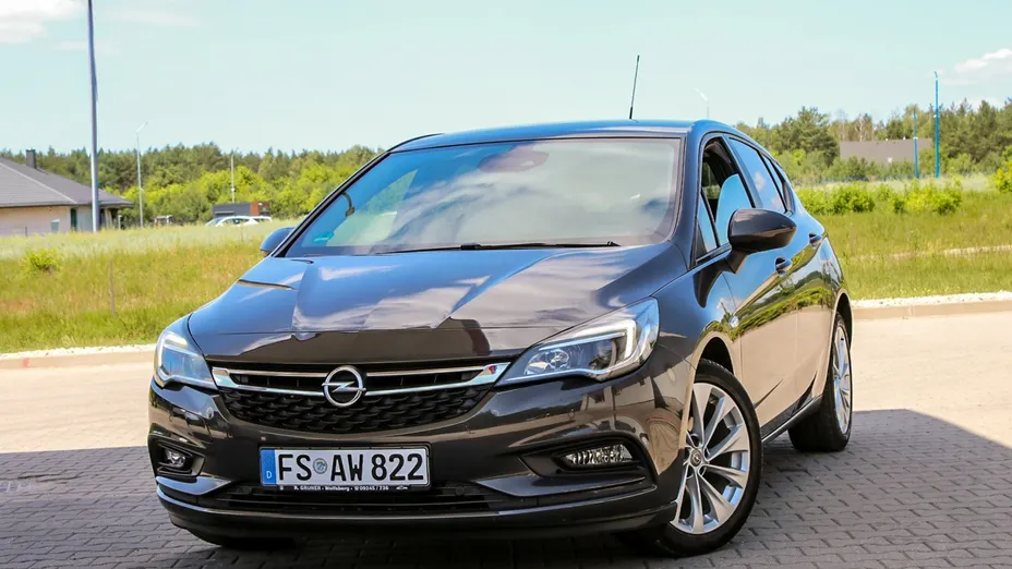 OPEL Astra -