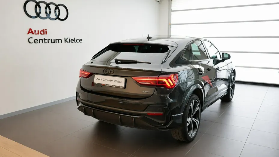 AUDI Q3 Sportback -