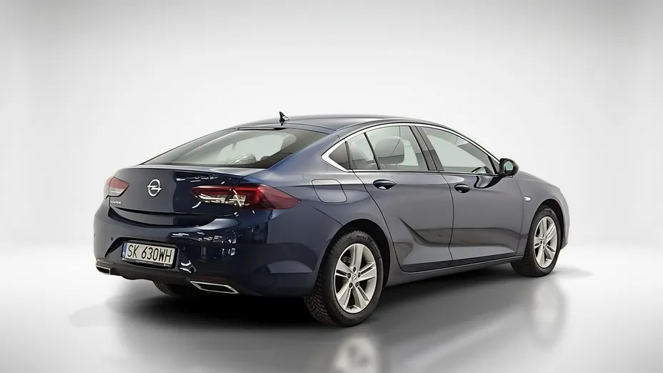 OPEL Insignia -