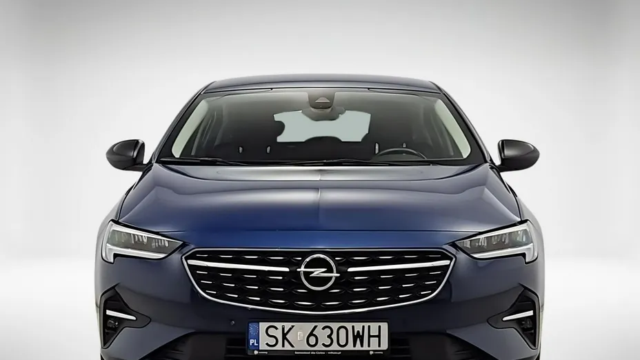 OPEL Insignia -