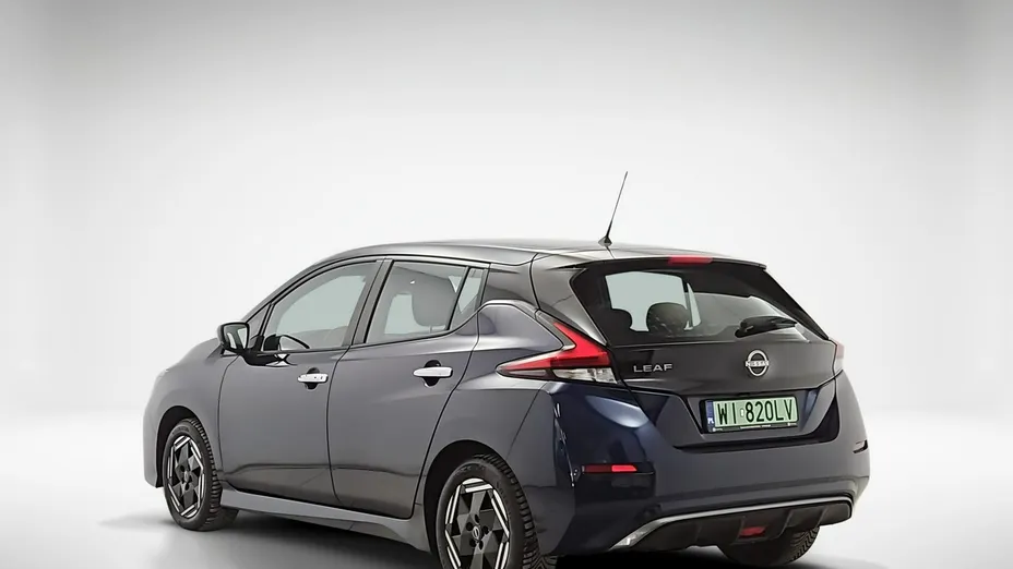 NISSAN Leaf -