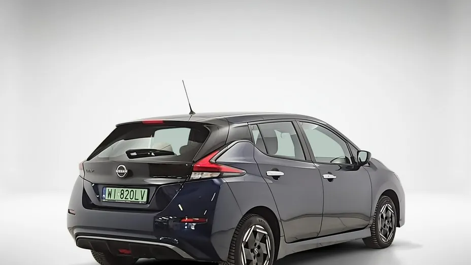 NISSAN Leaf -