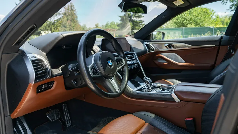 BMW Seria 8 -