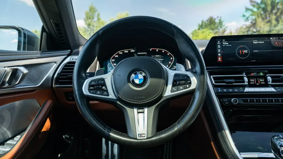 BMW Seria 8 -