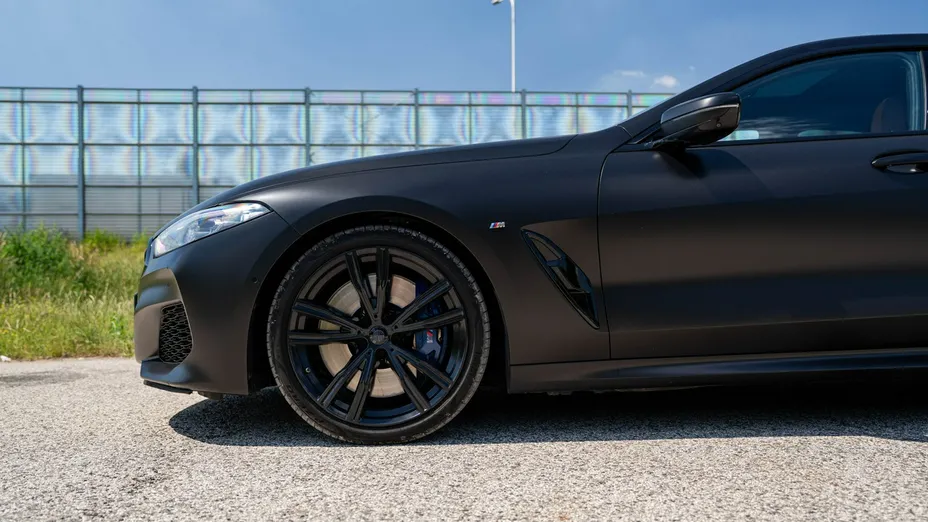 BMW Seria 8 -